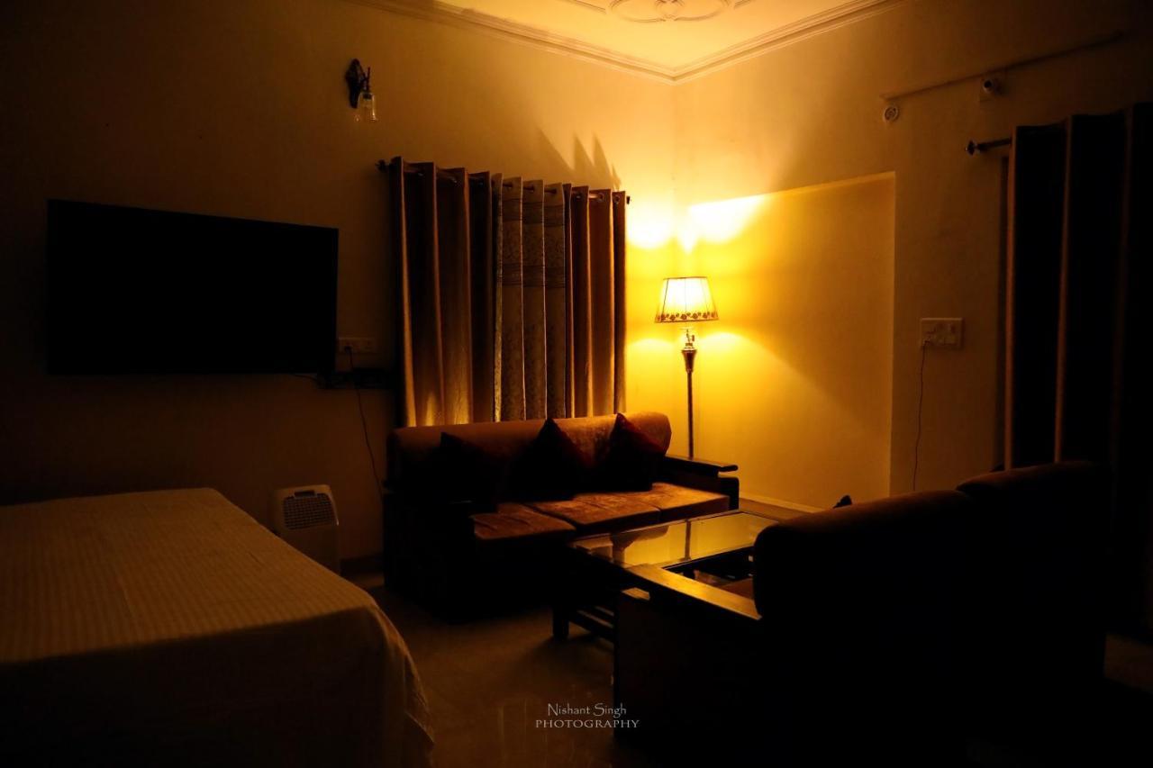 Tattva Luxurious Apartment Varanasi Eksteriør bilde